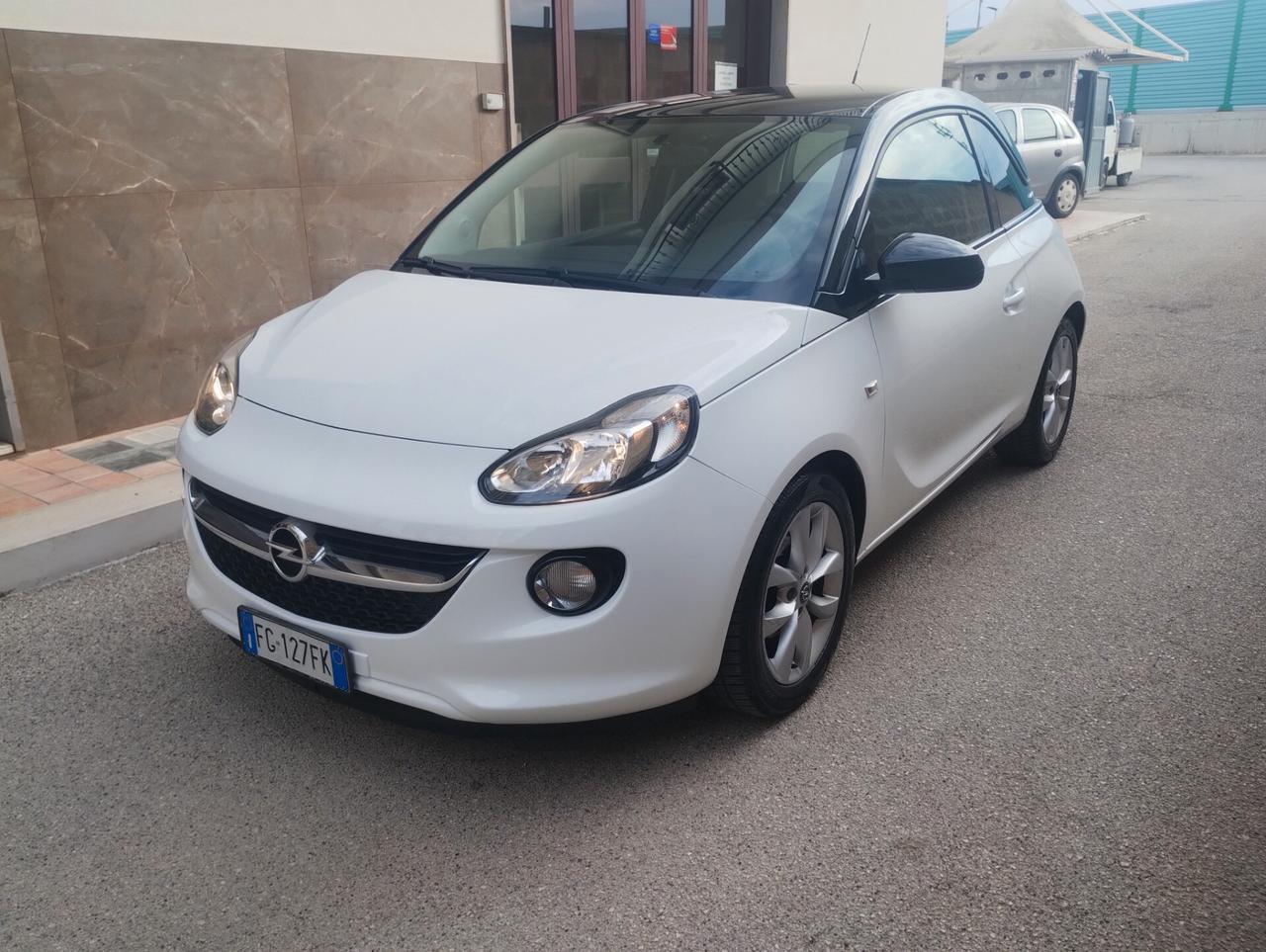 Opel Adam 1.4 87 CV GPL Tech Jam