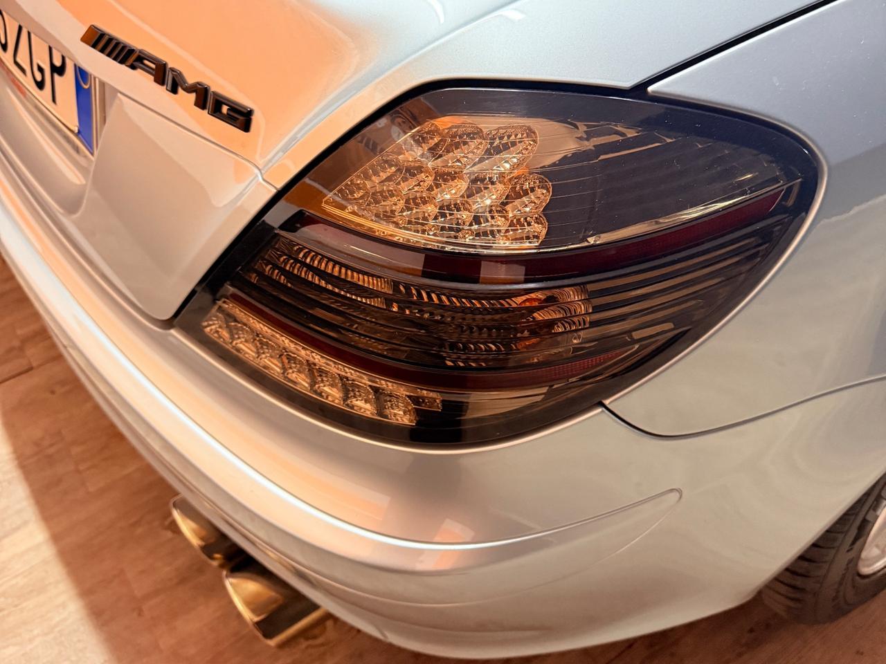 MERCEDES BENZ SLK 200 AMG ISCRITTA ASI IN CONDIZIONI DA VETRINA.