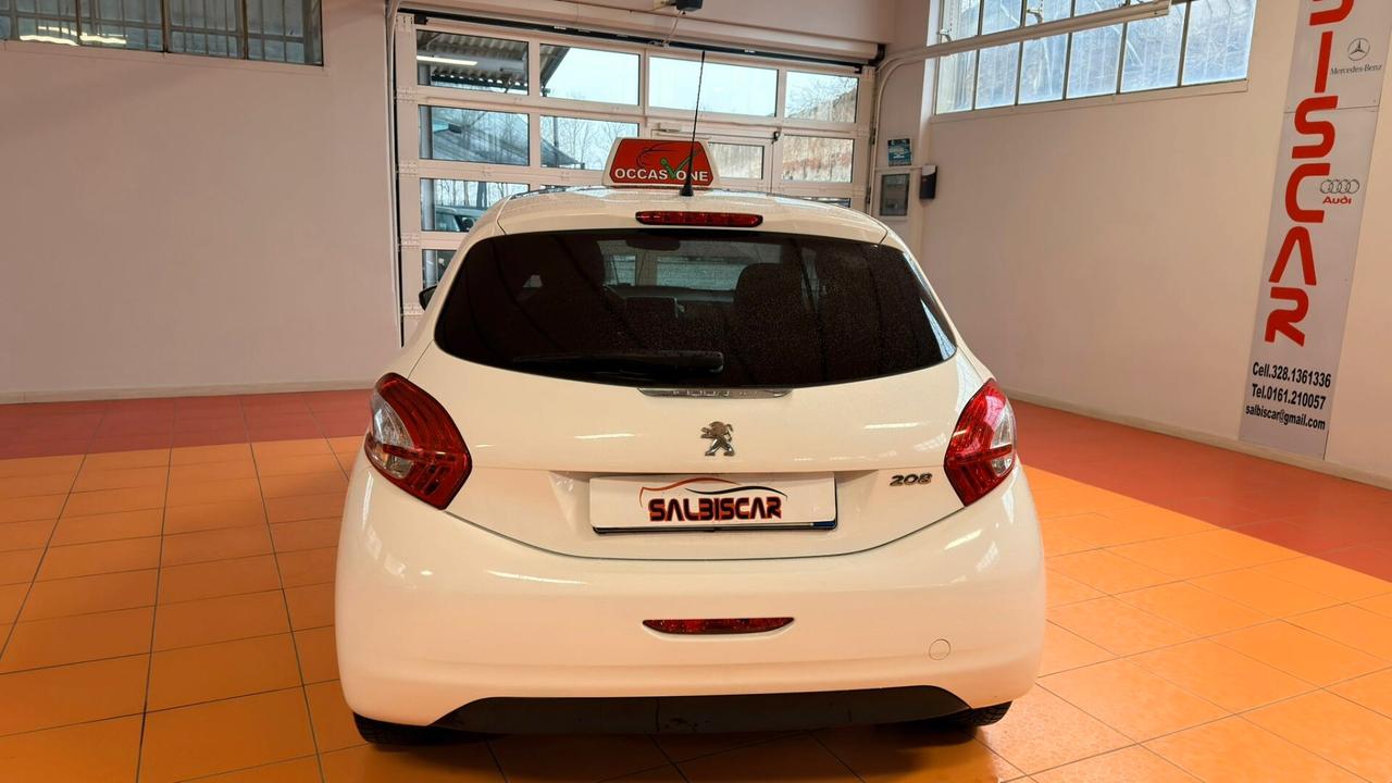 Peugeot 208 PureTech 82 5 porte Allure
