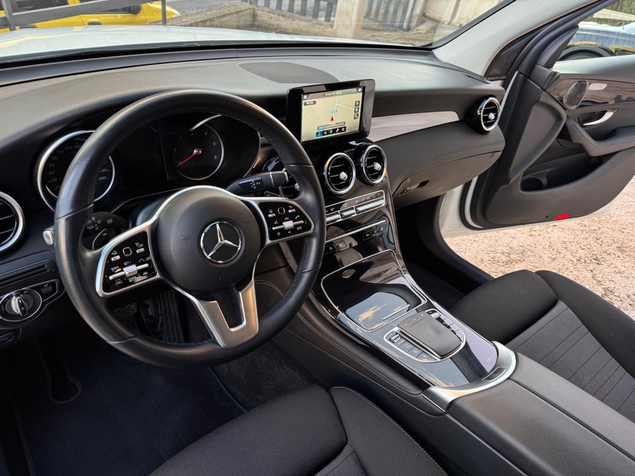 Mercedes GLC 200 d 4Matic - 117.000 KM- 2020