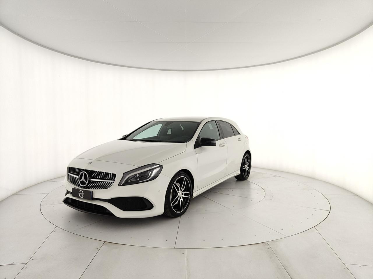 Mercedes-Benz A 180 Premium my16