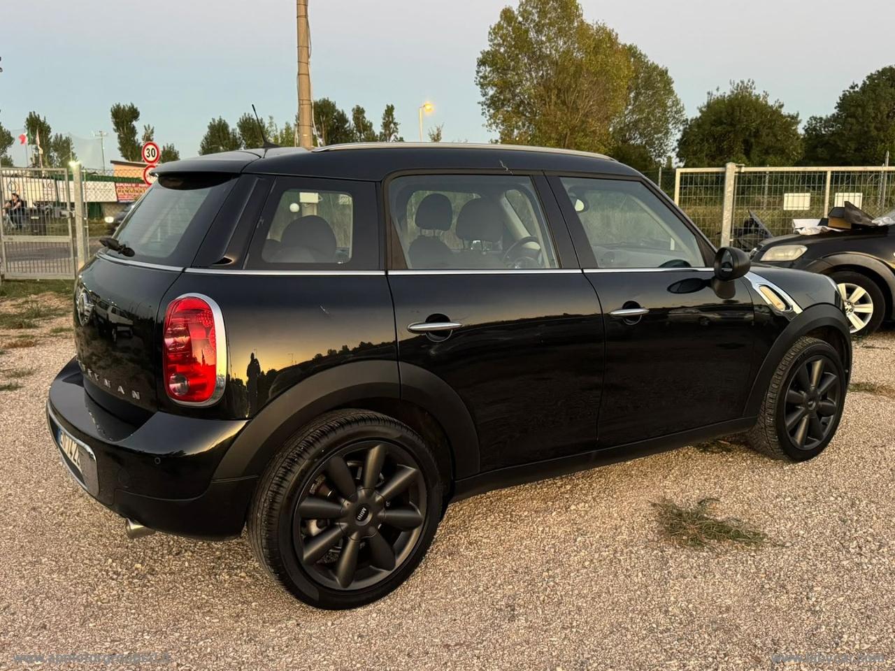MINI 1.6 One D Countryman