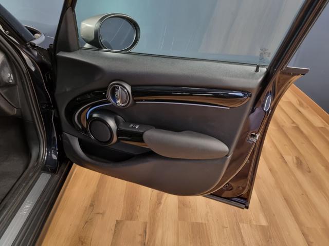 MINI Cooper 1.5 Cooper 5 porte