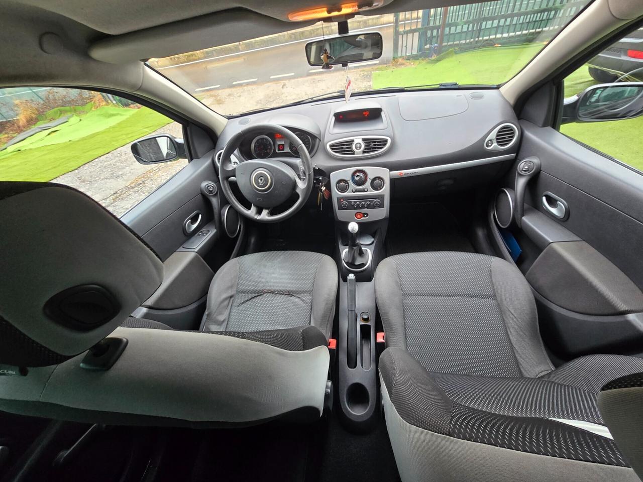 Renault Clio 1.2BENZ 75CV 120000km neop-2009