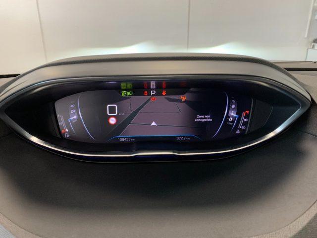 PEUGEOT 3008 1.5 BlueHDi EAT8 Allure Pack Automatico