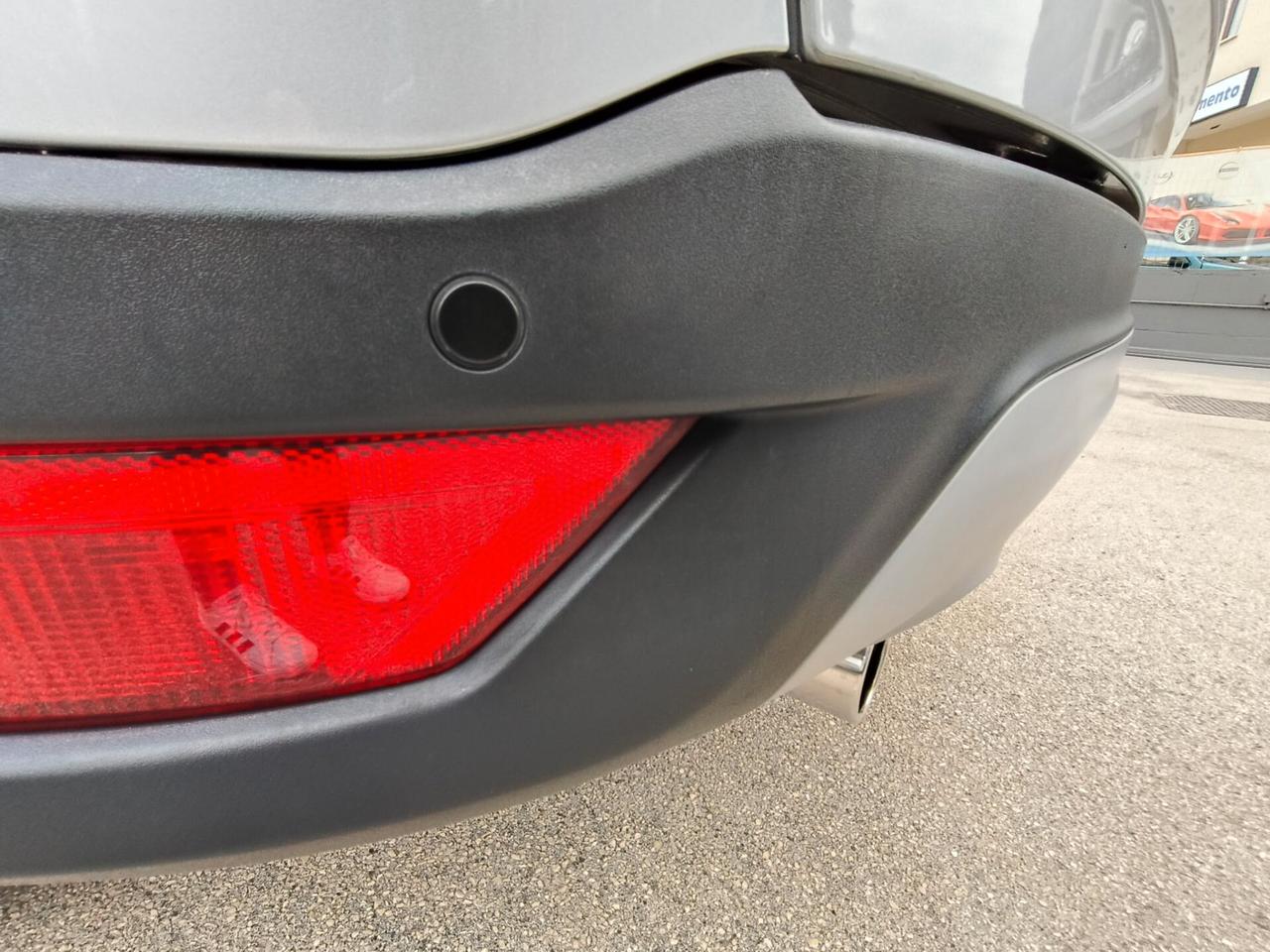 Ford Kuga 1.5 TDCI 120 CV S&S 2WD ST-Line