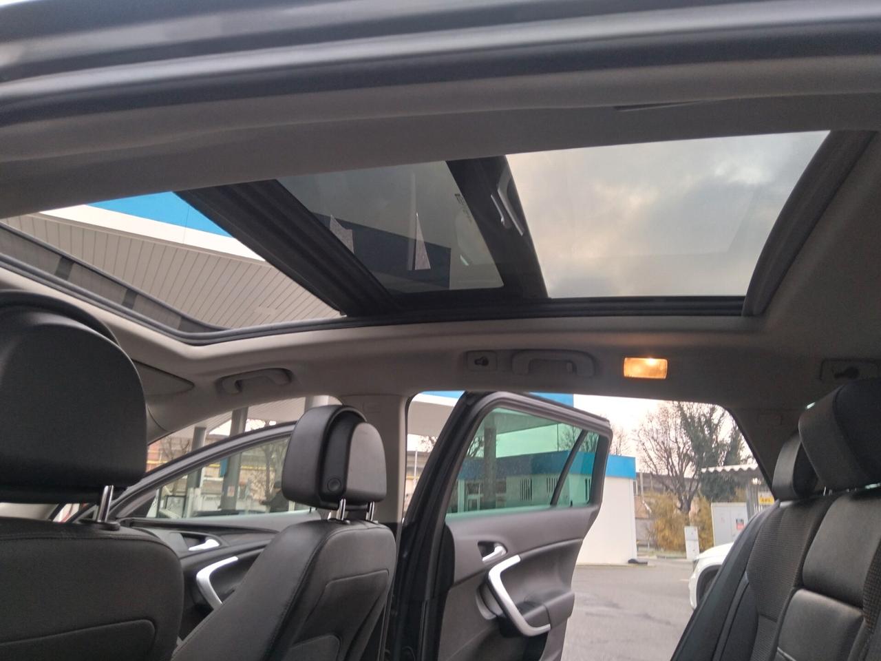 Opel Insignia 2.0 CDTI 160CV Sports Tourer Cosmo top di gamma