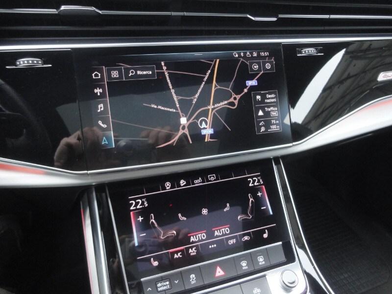 AUDI Q8 Q8 50 TDI 286 CV quattro tiptronic Sport