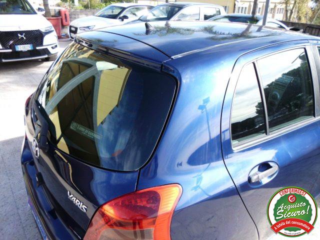 TOYOTA Yaris 1.3 5 porte Sol