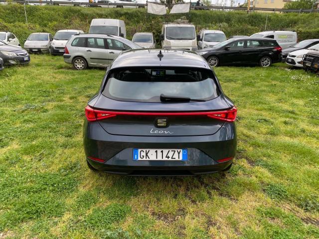 SEAT Leon * SOLAMENTE 49.000km! * SuperAccessoriata W.less