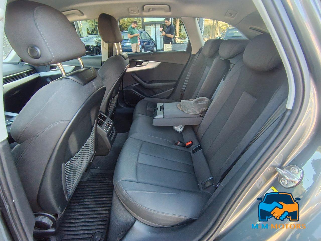 AUDI A4 S-LINE