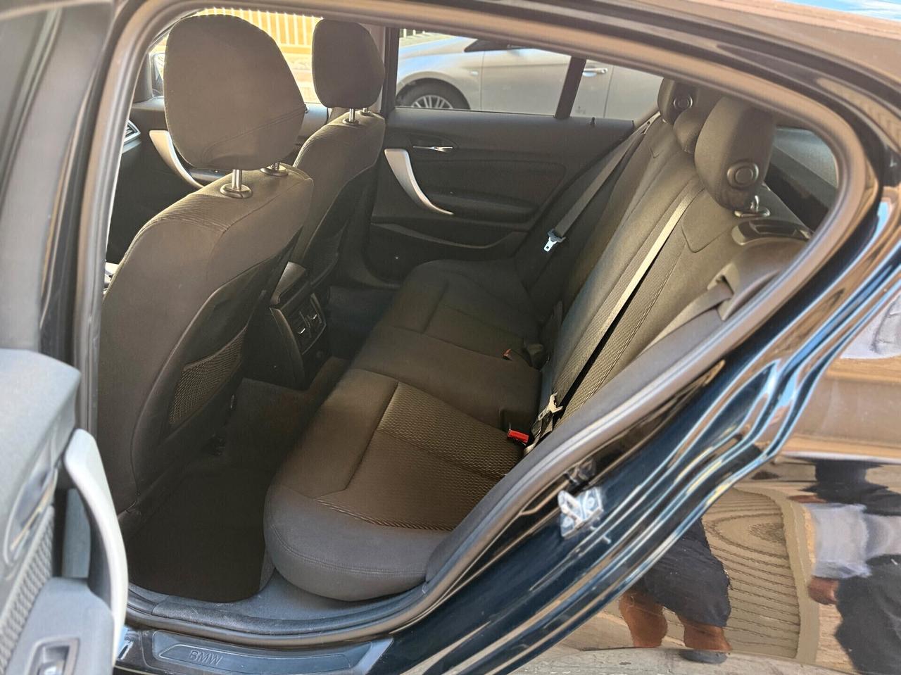 Bmw 116i 5p. Sport TOTAL BLACK