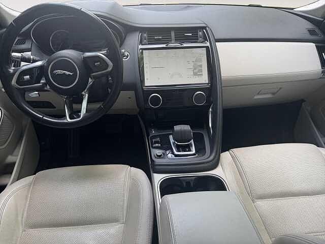 Jaguar E-PACE 2.0D I4 163 CV AWD Auto S iva esposta