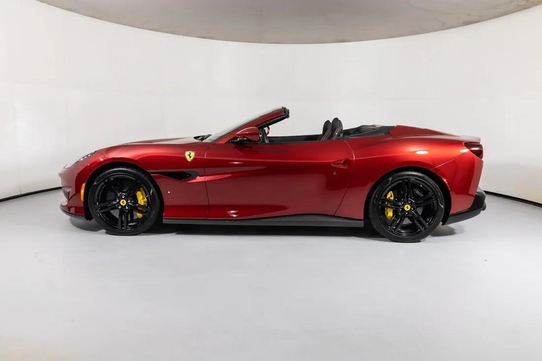Ferrari Portofino LEASING FULL INCLUSIVE - NOLEGGIO LUNGO TERMINE