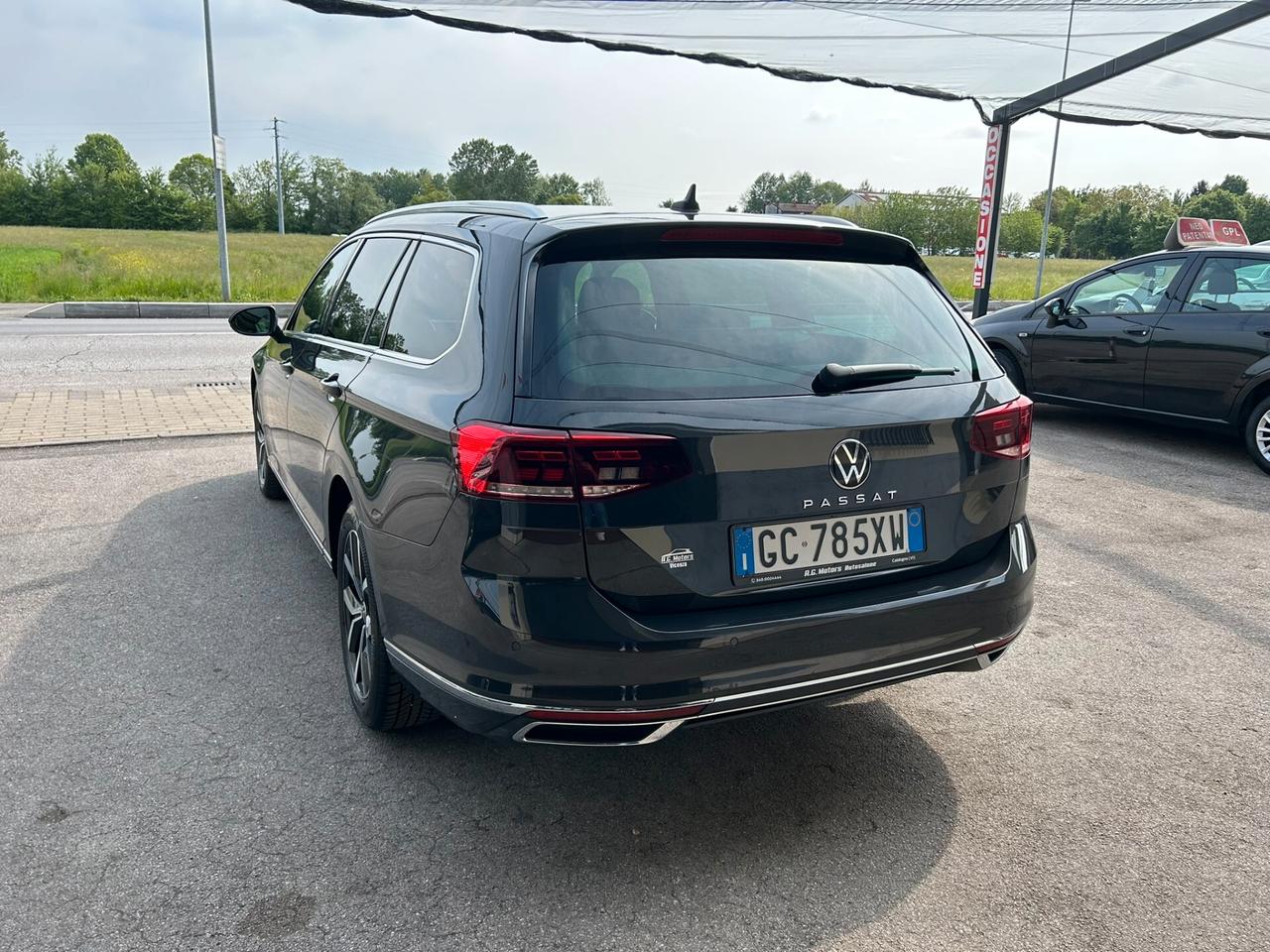 VW PASSAT VARIANT 2.0 TDI 150CV DSG Executive