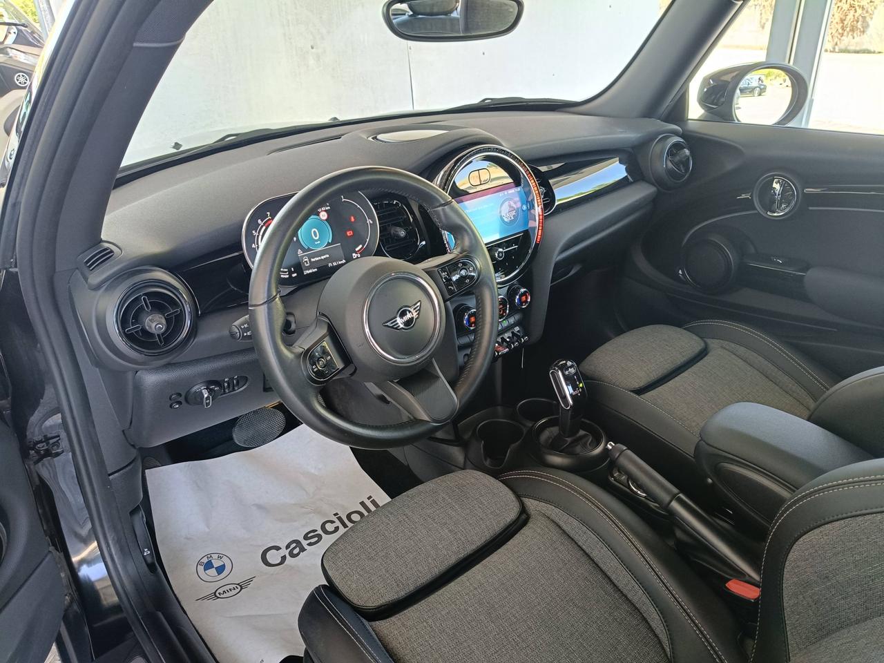 MINI Mini IV F56 2021 3p - Mini 3p 1.5 Cooper Classic auto