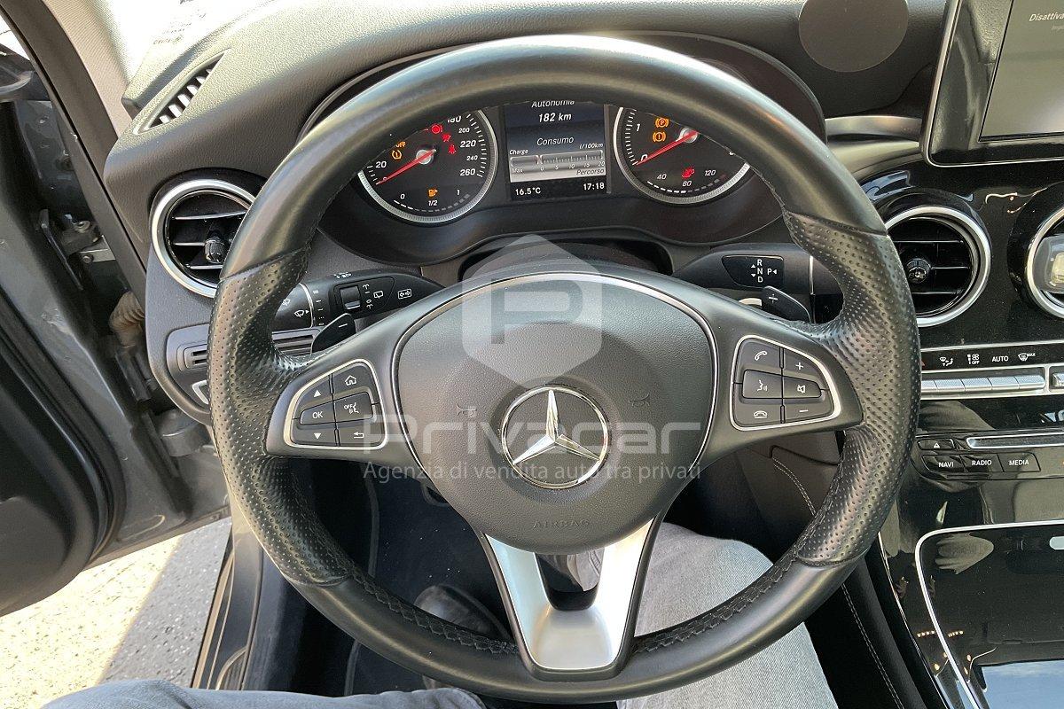 MERCEDES GLC 220 d 4Matic Business