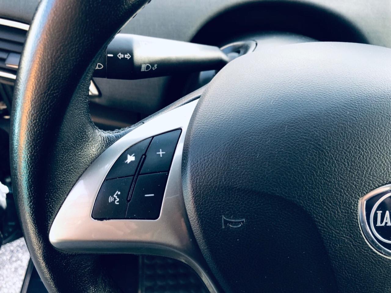 Lancia Ypsilon 1.0 5 porte S&S Hybrid Gold CARPLAY
