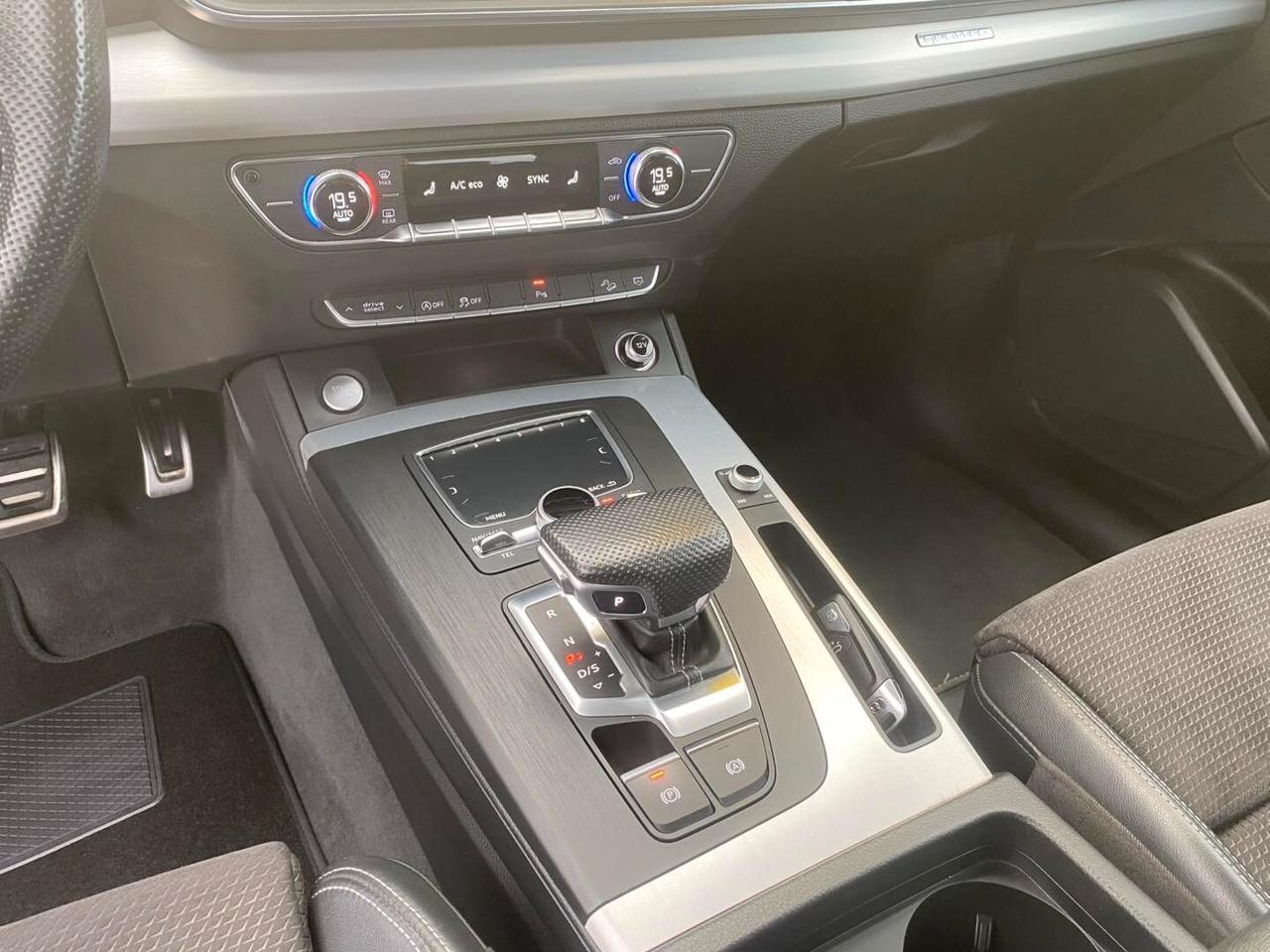 Audi Q5 40 TDI quattro S-tronic S line plus