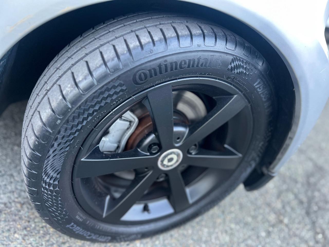Smart ForTwo 1.0 super accessoriata servo-tetto-climaecc