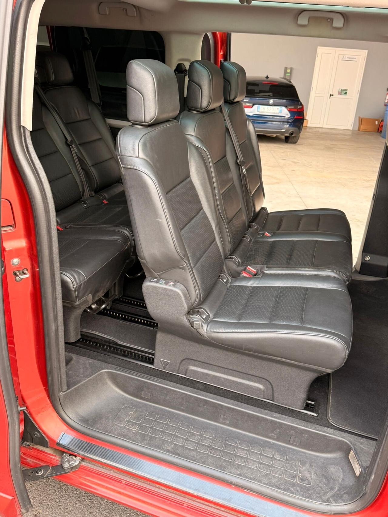 Peugeot Traveller BlueHDi 180 S&S EAT8 Long Business Vip