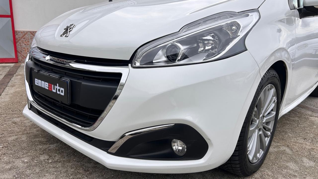 Peugeot 208 1.6 HDi 75cv Allure