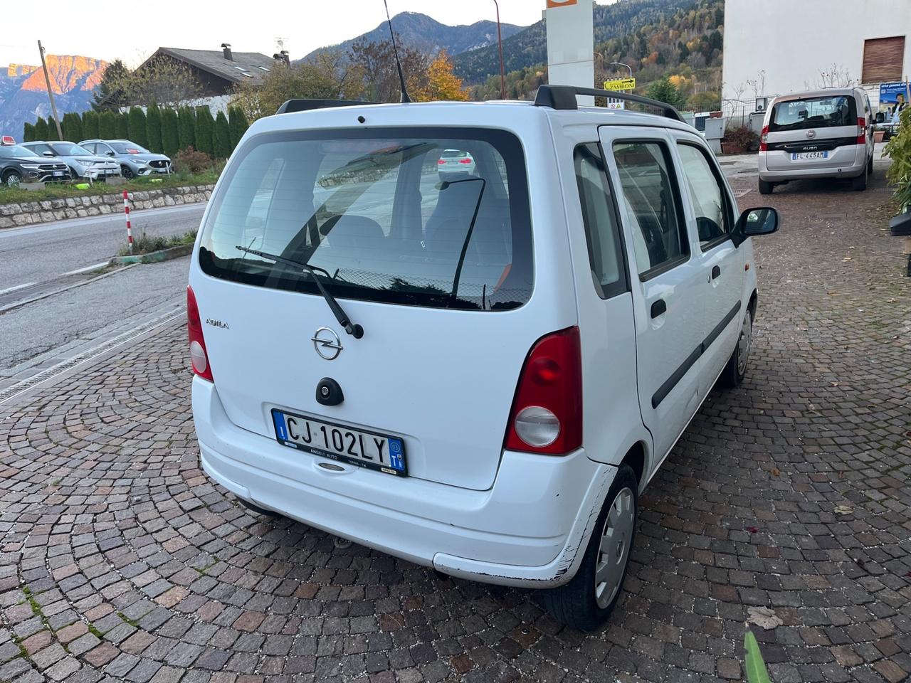 Opel Agila 1.0 12V Club