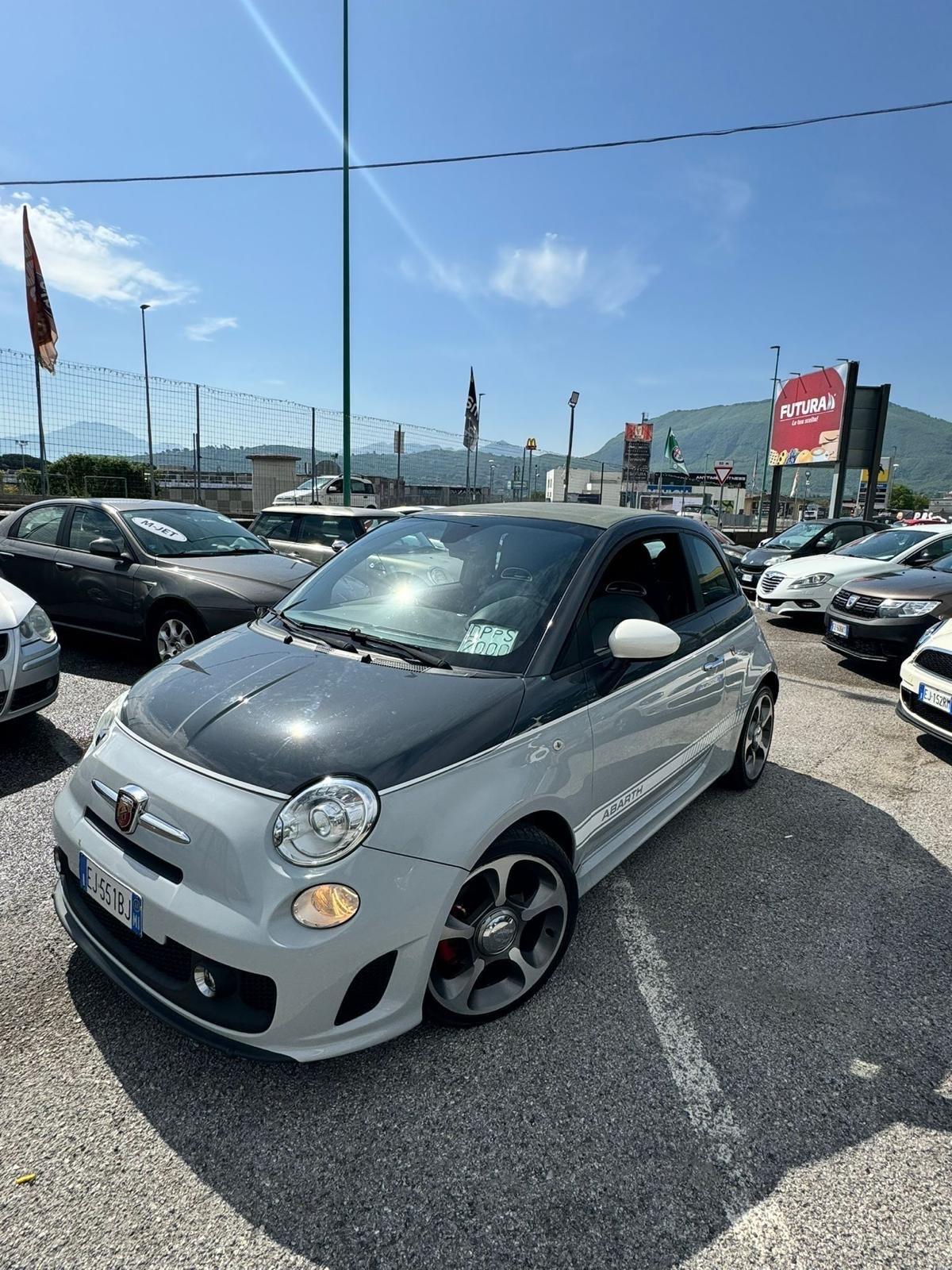 Abarth 500 C 1.4 Turbo T-Jet MTA Bicolore