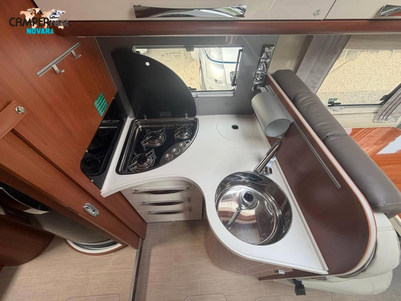 Mobilvetta K.YACHT 85 TEKNO LINE - LETTI GEMELLI IN CODA