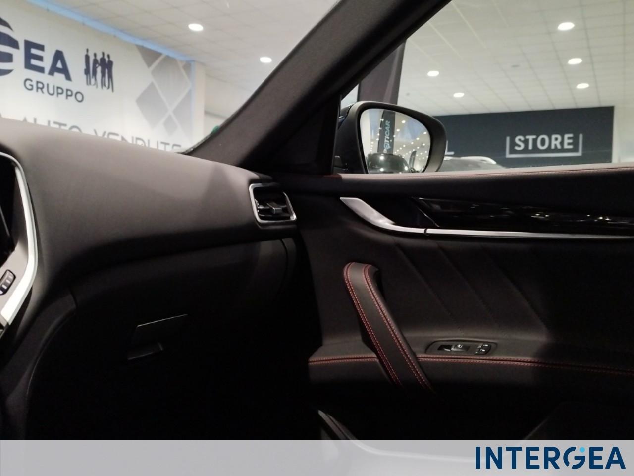 MASERATI Ghibli 3.0 V6 Modena Ultima 430cv awd auto