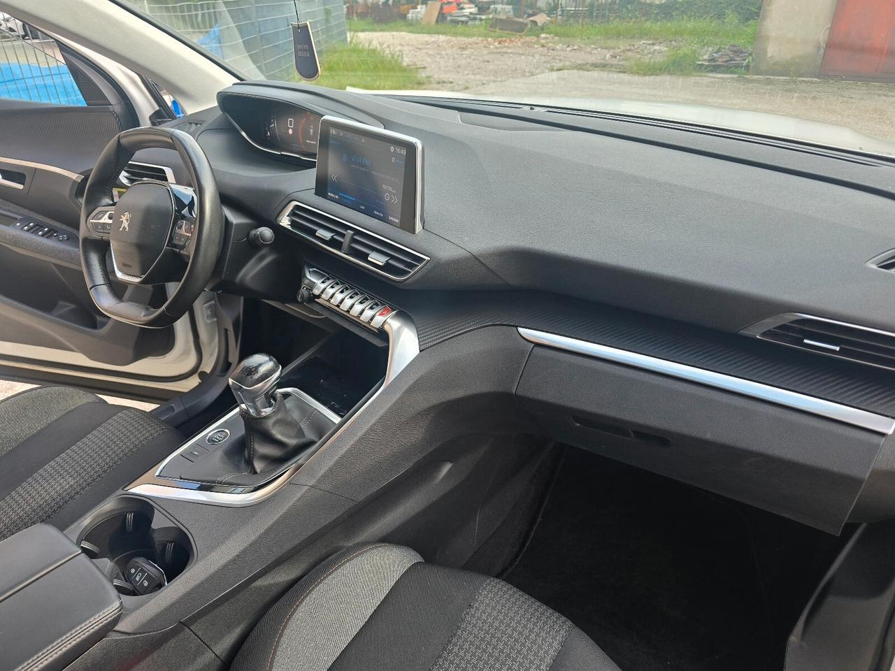 Peugeot 3008 BlueHDi 130 S&S Active Pack