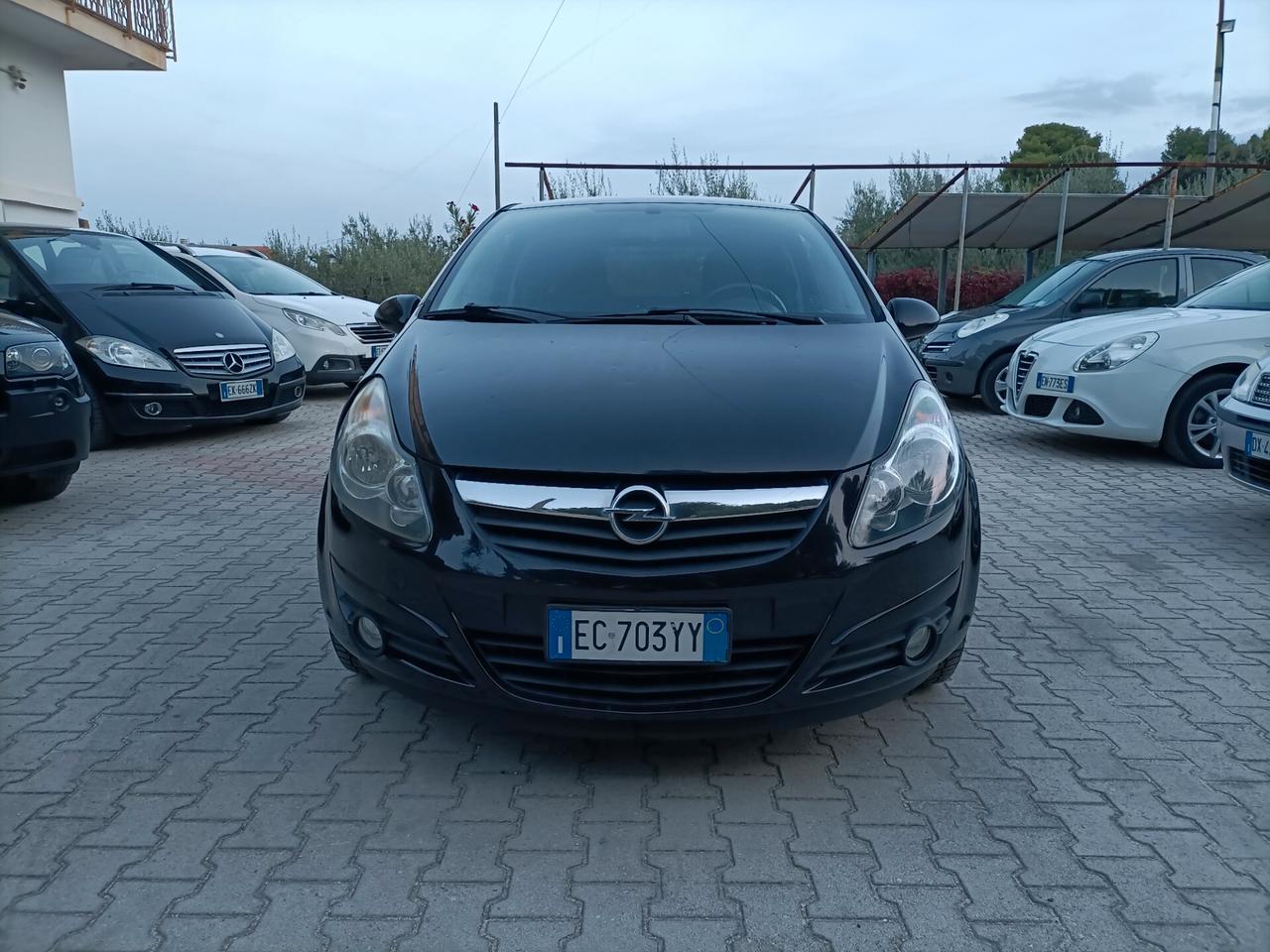 Opel Corsa 1.2 3 porte Sport