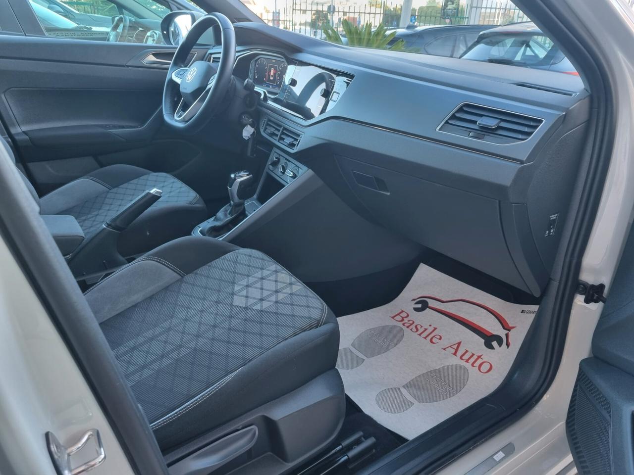 Volkswagen Taigo 1.0 TSI 110CV DSG R-Line