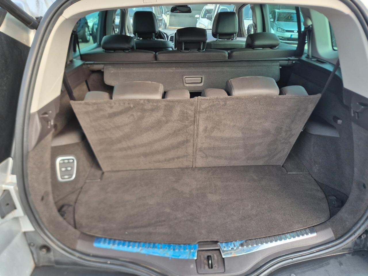 Renault Espace dCi 160CV EDC Energy Initiale Paris 4Control