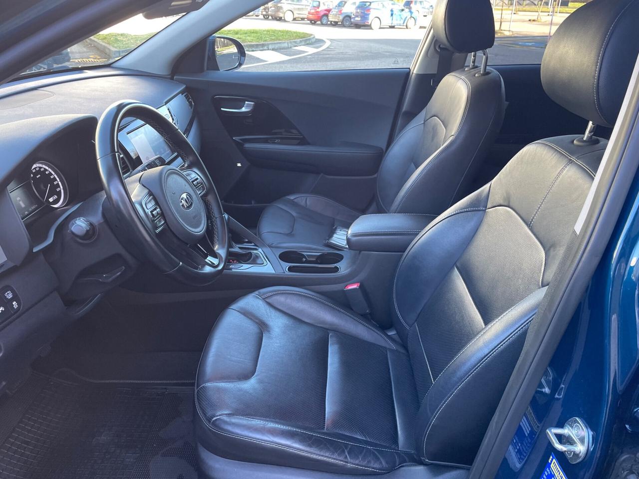 Kia Niro 1.6 GDi DCT*Automatik*Navi*Pelle*Neopatentati*