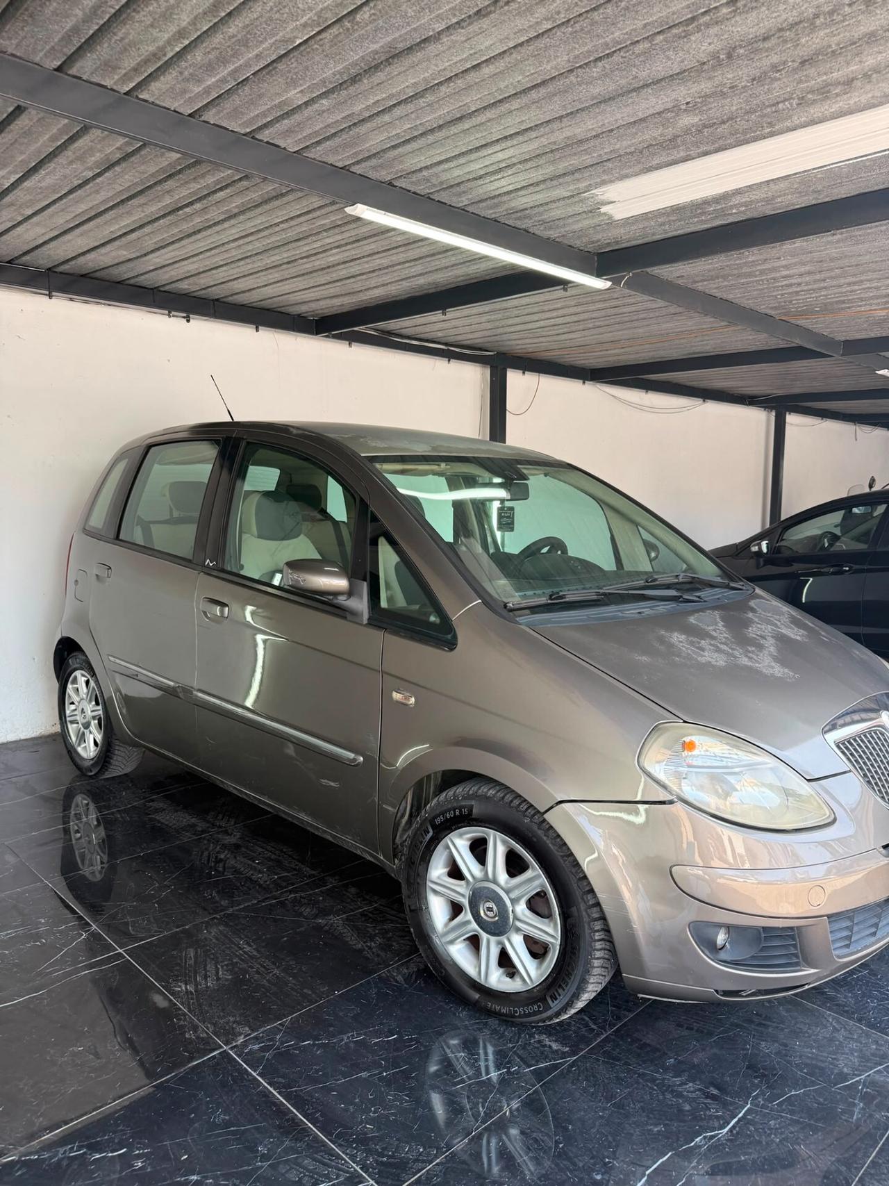 Lancia MUSA 1.9 Multijet Platino Plus