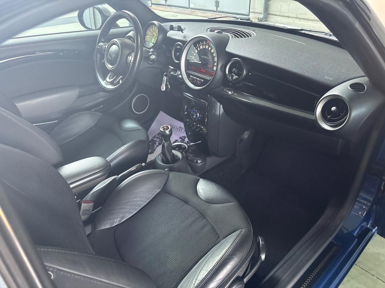 Mini Cooper Coupe 1.6 Coupé Allestimento John Works.