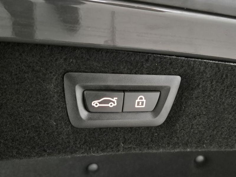 BMW Serie 8 G14 2018 Cabrio Diesel 840d Cabrio xdrive Individual Composition MSport a