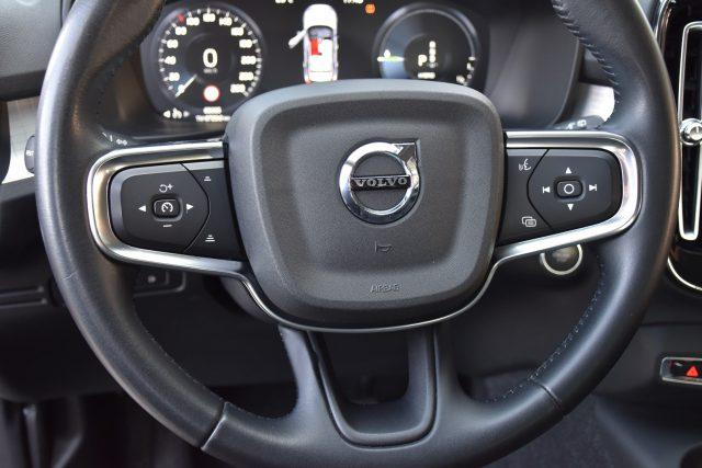 VOLVO XC40 T5 Recharge Plug-in Hybrid Inscription Expression