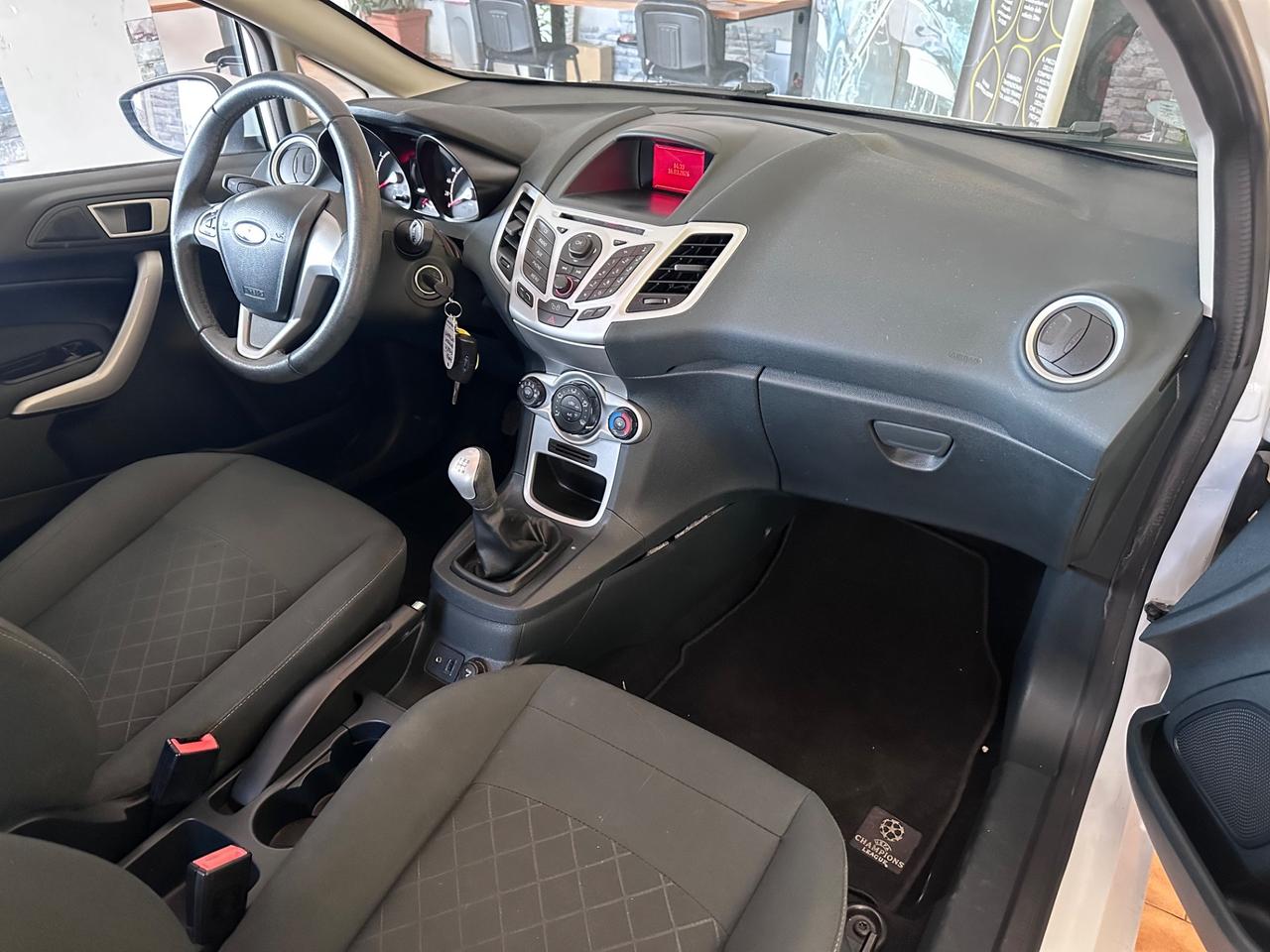 Ford Fiesta 1.2benz. 60cv 143.000km