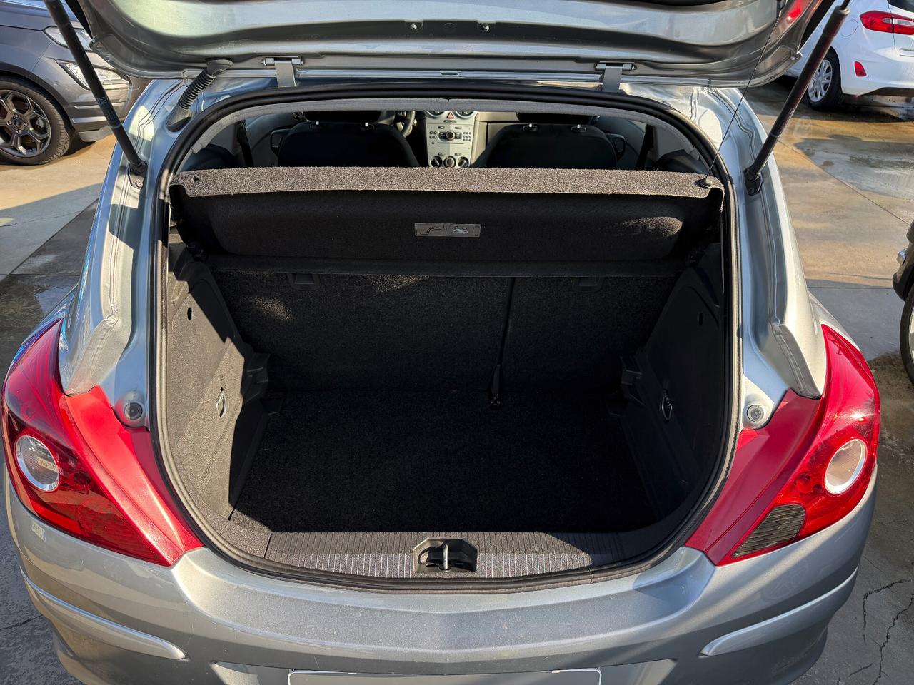 Opel Corsa 1.3 CDTI 75CV Edition10 /158.000KM