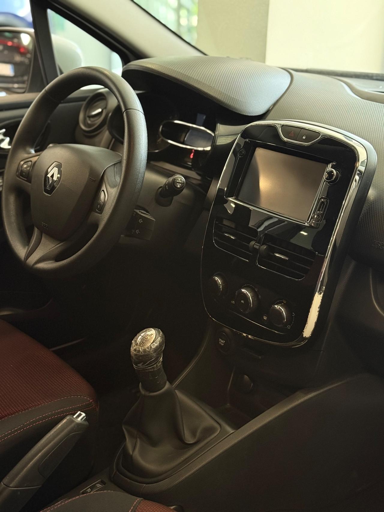 Renault Clio 1.2 75CV 5 porte Live