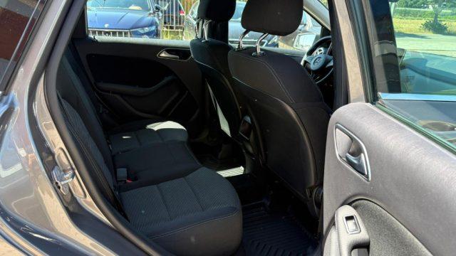 MERCEDES-BENZ B 180 d Business UNICO PROPRIETARIO OK NEOPATENTATI