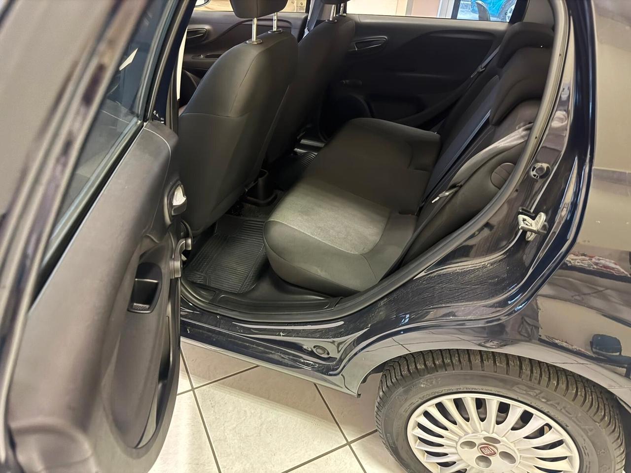 Fiat Punto 1.4 8V 5 porte Easypower Street