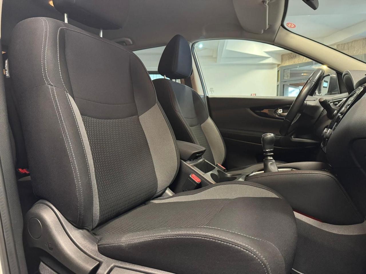 Nissan Qashqai 1.2 DIG-T Business