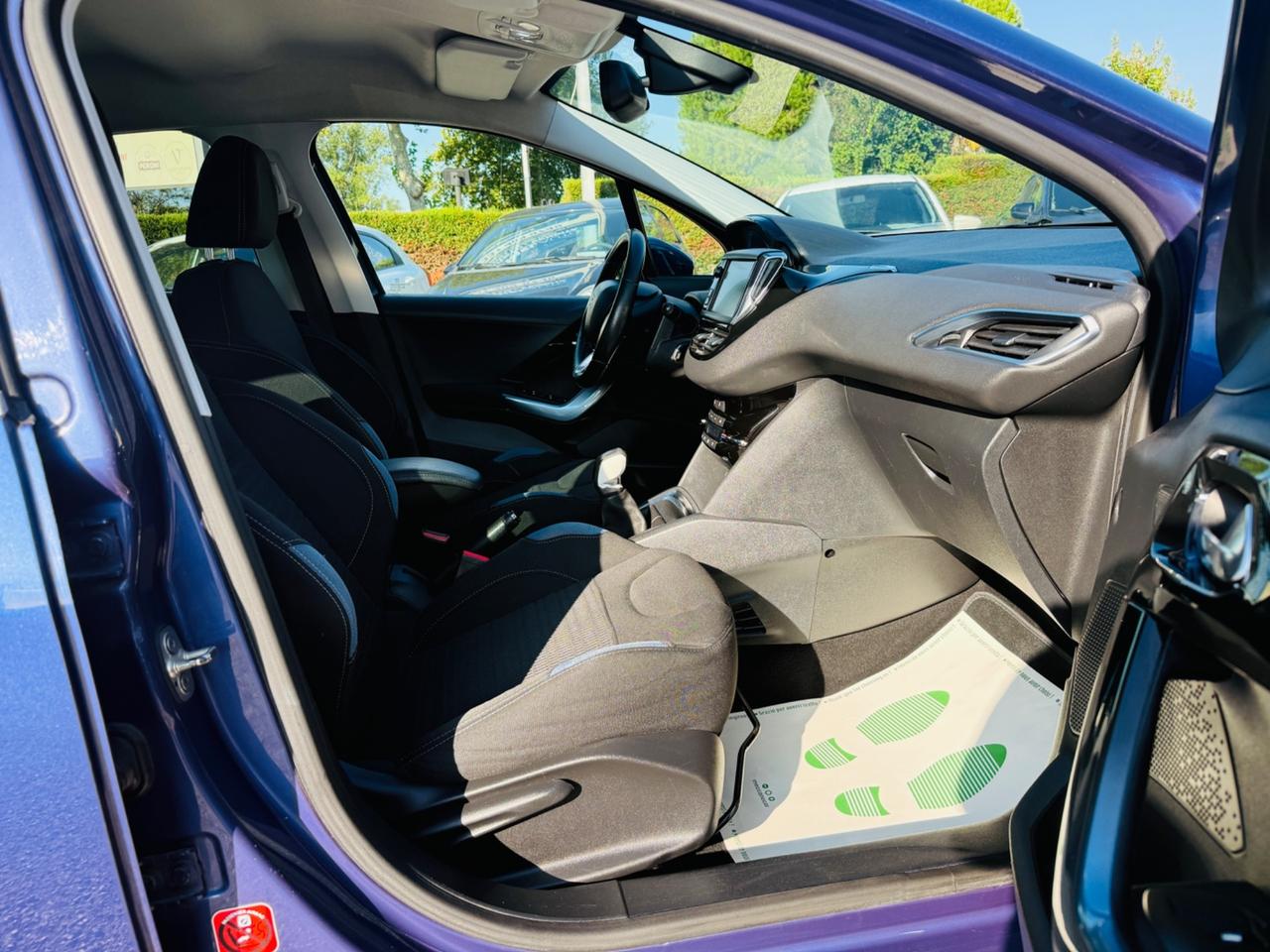 Peugeot 208 1.2 VTi 82 CV 5 porte Allure