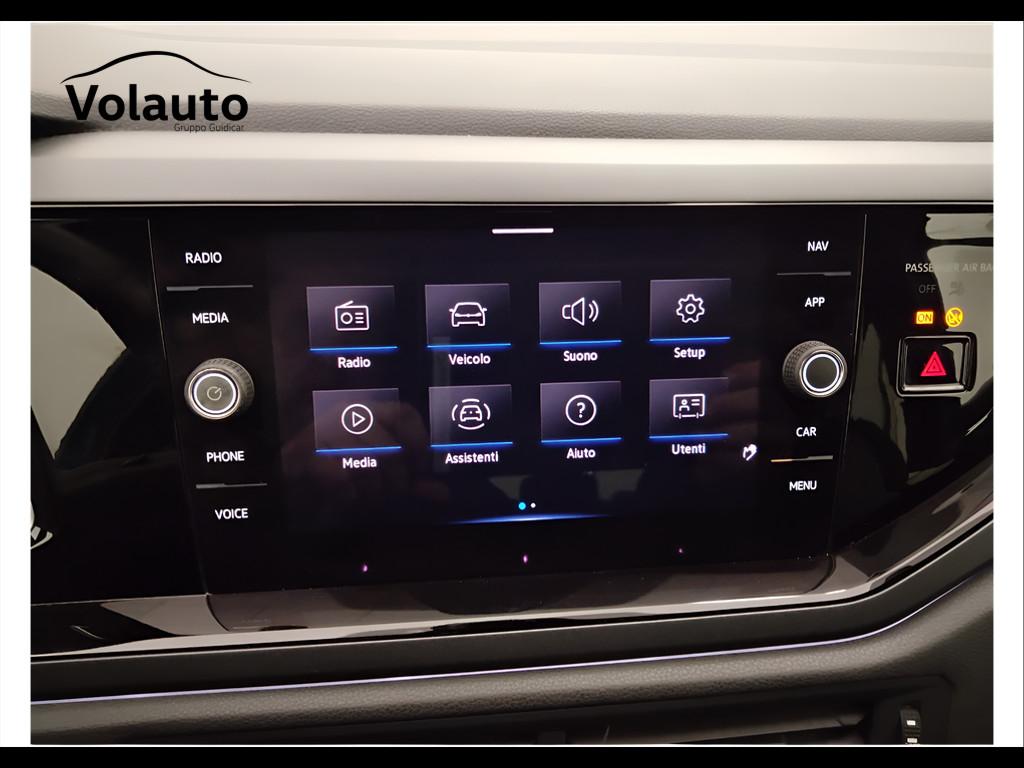 VOLKSWAGEN Polo VI 2022 - Polo 1.0 tsi R-Line 95cv