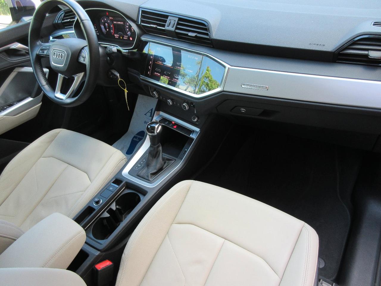 Audi Q3 40 2.0 tdi Business quattro 190cv s-tronic