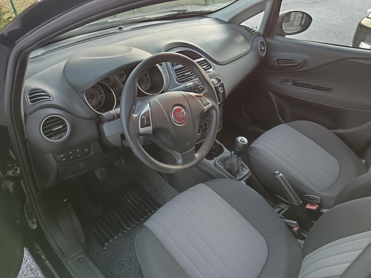Fiat Punto 1.3 MJT 95CV 5P LOUNGE NAVI