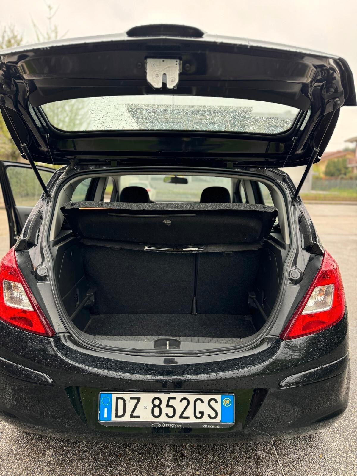 Opel Corsa 1.2 80CV 5 porte GPL-TECH Enjoy
